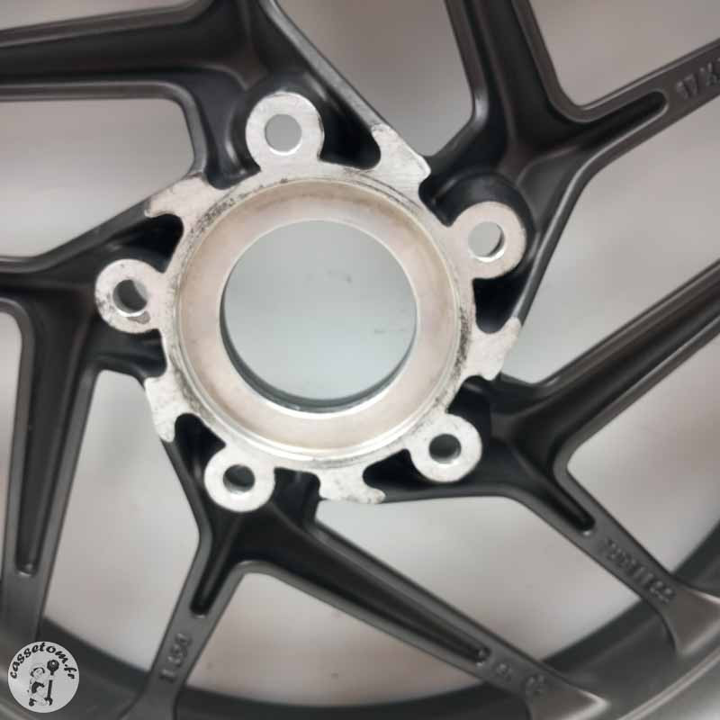 Jante arrière  Triumph 1200 tiger xrx 2019 - Cassetom - Nos pieces motos