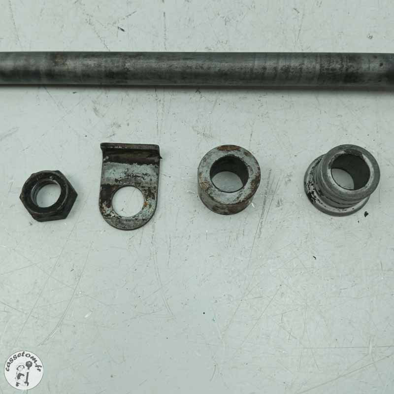 Axe de roue arrière  Honda 500 cb 1996 - Cassetom - Nos pieces motos