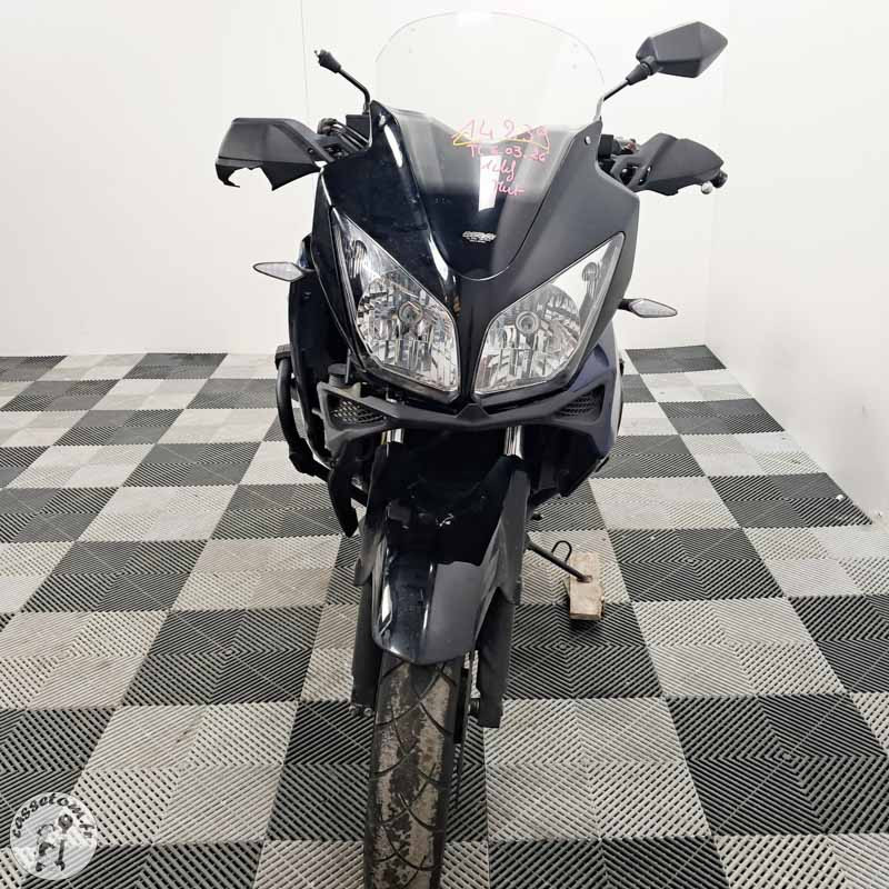 SUZUKI DL1000 996 2003 accidentée - La Casse de l Oncle Tom