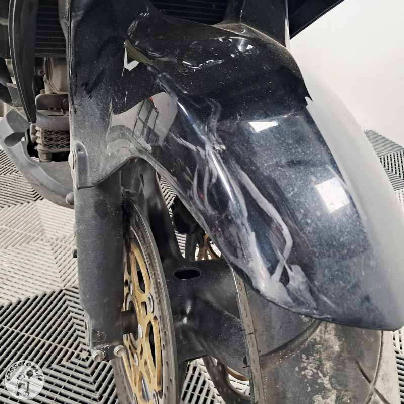 SUZUKI DL1000 996 2003 accidentée - La Casse de l Oncle Tom