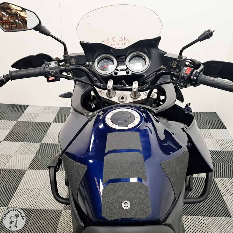 SUZUKI DL1000 996 2003 accidentée - La Casse de l Oncle Tom