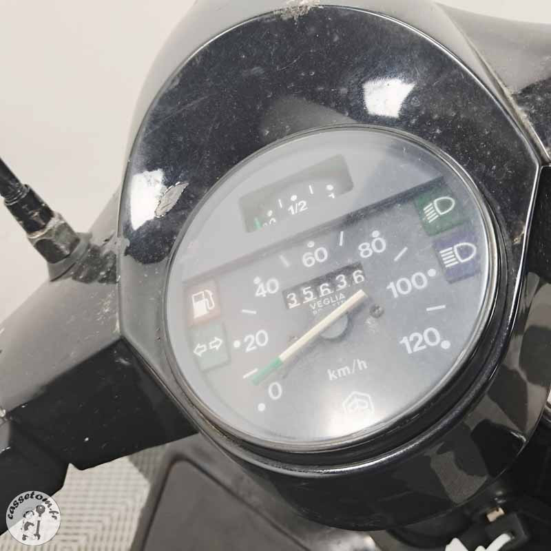 PIAGGIO PX125E 123 1997 accidente - La Casse de l Oncle Tom