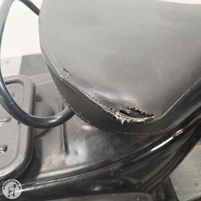 PIAGGIO PX125E 123 1997 accidente - La Casse de l Oncle Tom