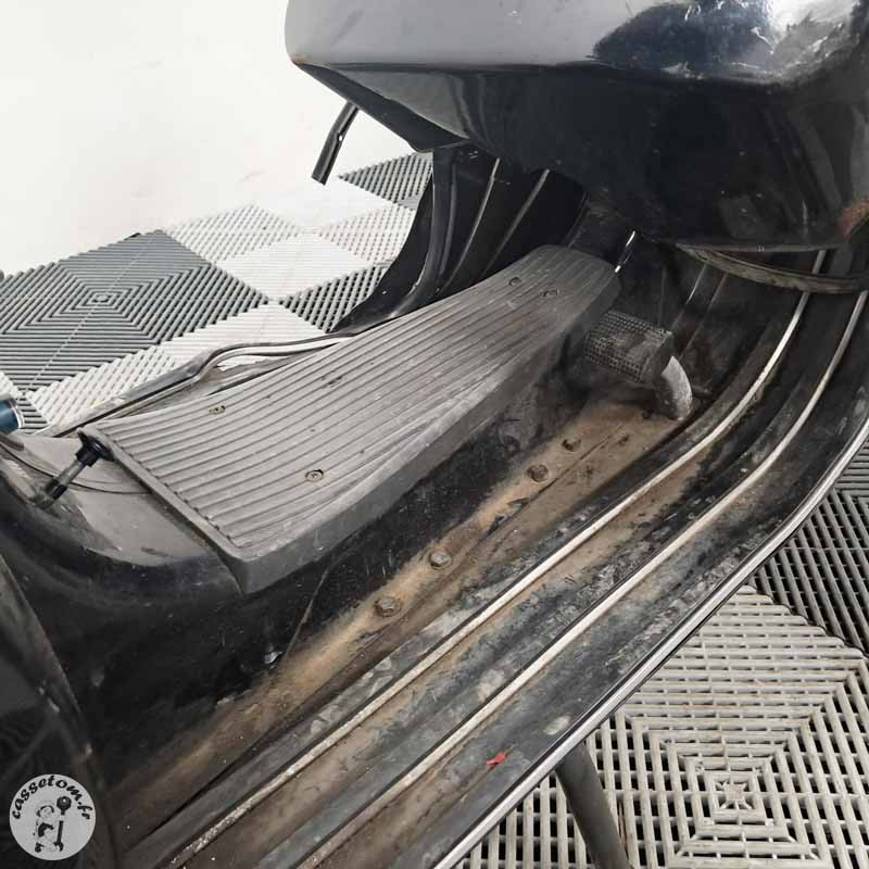 PIAGGIO PX125E 123 1997 accidente - La Casse de l Oncle Tom