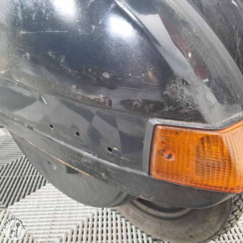 PIAGGIO PX125E 123 1997 accidente - La Casse de l Oncle Tom