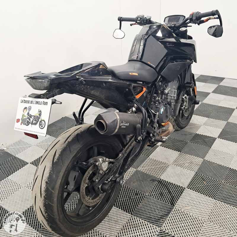 K.T.M. 790 DUKE 2018 accidentée - La Casse de l Oncle Tom