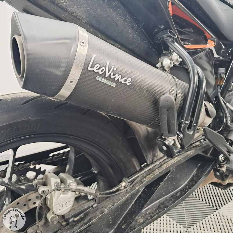 K.T.M. 790 DUKE 2018 accidentée - La Casse de l Oncle Tom