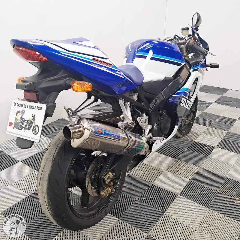 SUZUKI GSX-R600 599 2005 accidentée - La Casse de l Oncle Tom