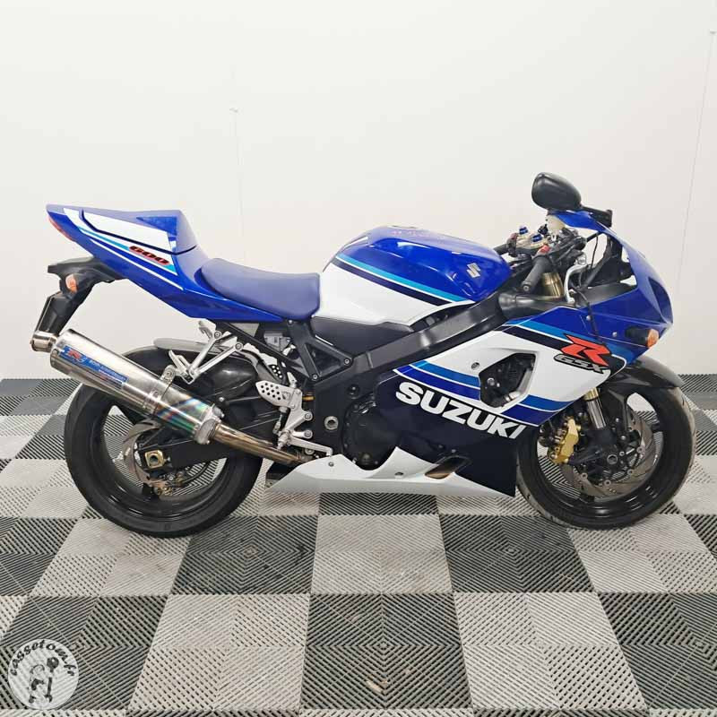 SUZUKI GSX-R600 599 2005 accidentée - La Casse de l Oncle Tom
