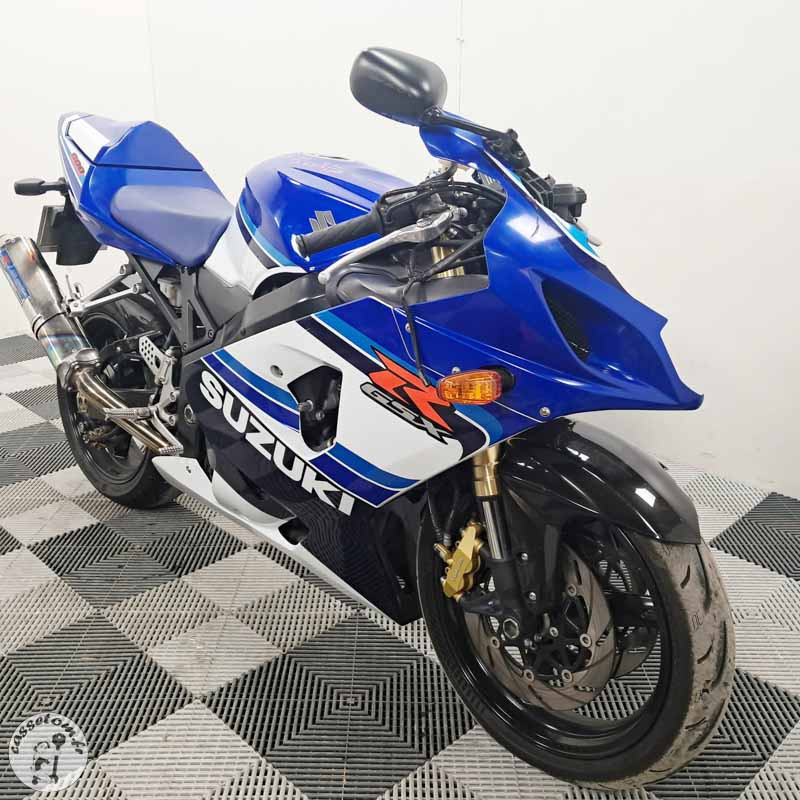 SUZUKI GSX-R600 599 2005 accidentée - La Casse de l Oncle Tom