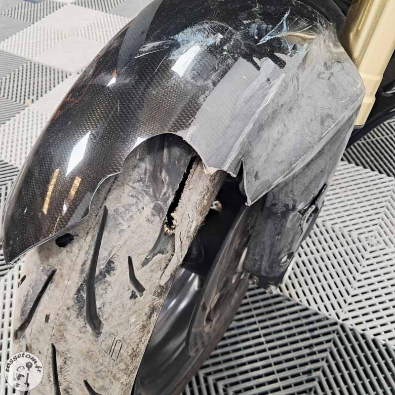 SUZUKI GSX-R600 599 2005 accidentée - La Casse de l Oncle Tom