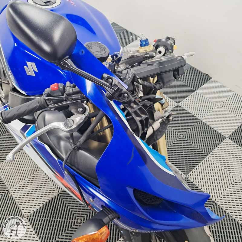 SUZUKI GSX-R600 599 2005 accidentée - La Casse de l Oncle Tom