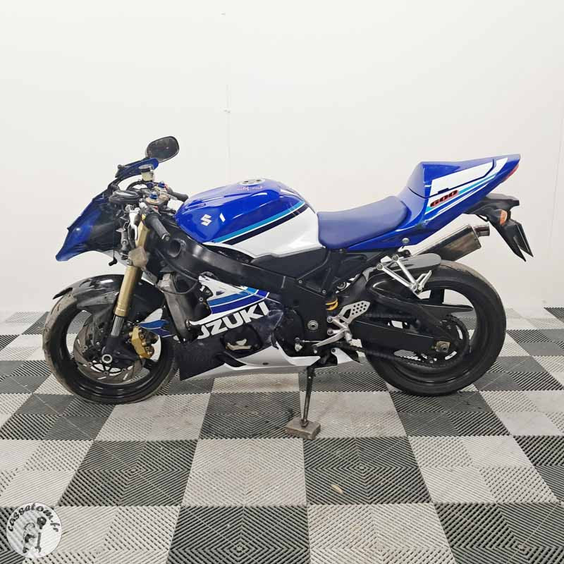 SUZUKI GSX-R600 599 2005 accidentée - La Casse de l Oncle Tom