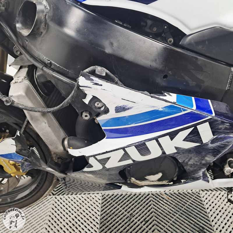 SUZUKI GSX-R600 599 2005 accidentée - La Casse de l Oncle Tom