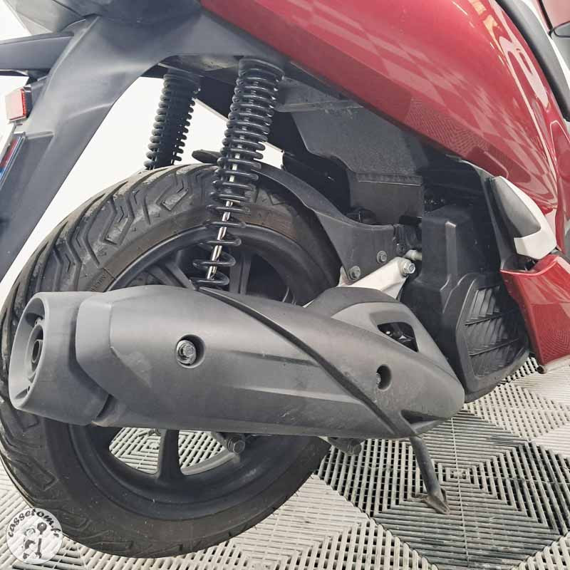 HONDA WW125 1332 2020 accidenté - La Casse de l Oncle Tom
