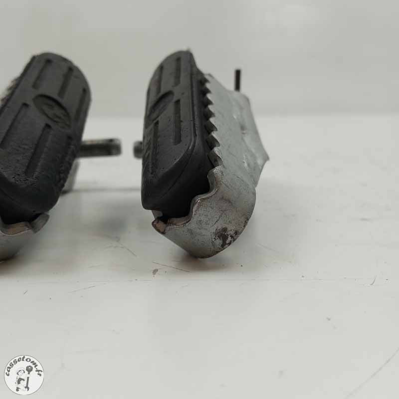 Reposes pieds avant  Bmw 1100 r gsk 1996 - Cassetom - Nos pieces motos