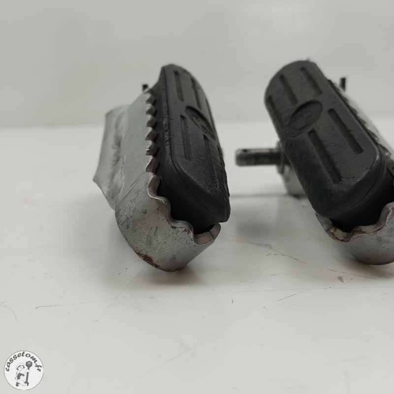 Reposes pieds avant  Bmw 1100 r gsk 1996 - Cassetom - Nos pieces motos