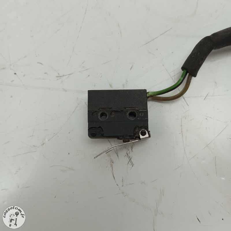 Contacteur de frein avant  Bmw 1100 r gsk 1996 - Cassetom - Nos pieces motos