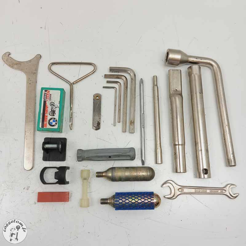 Coffre à outils  Bmw 1100 r gsk 1996 - Cassetom - Nos pieces motos