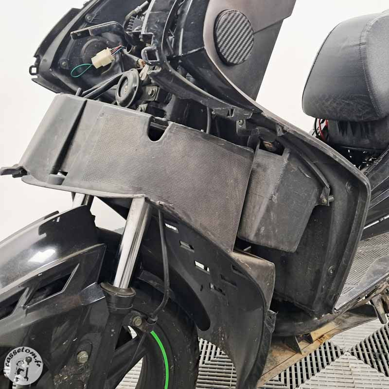 IMF INDUST 50 500 2018 accidenté - La Casse de l Oncle Tom