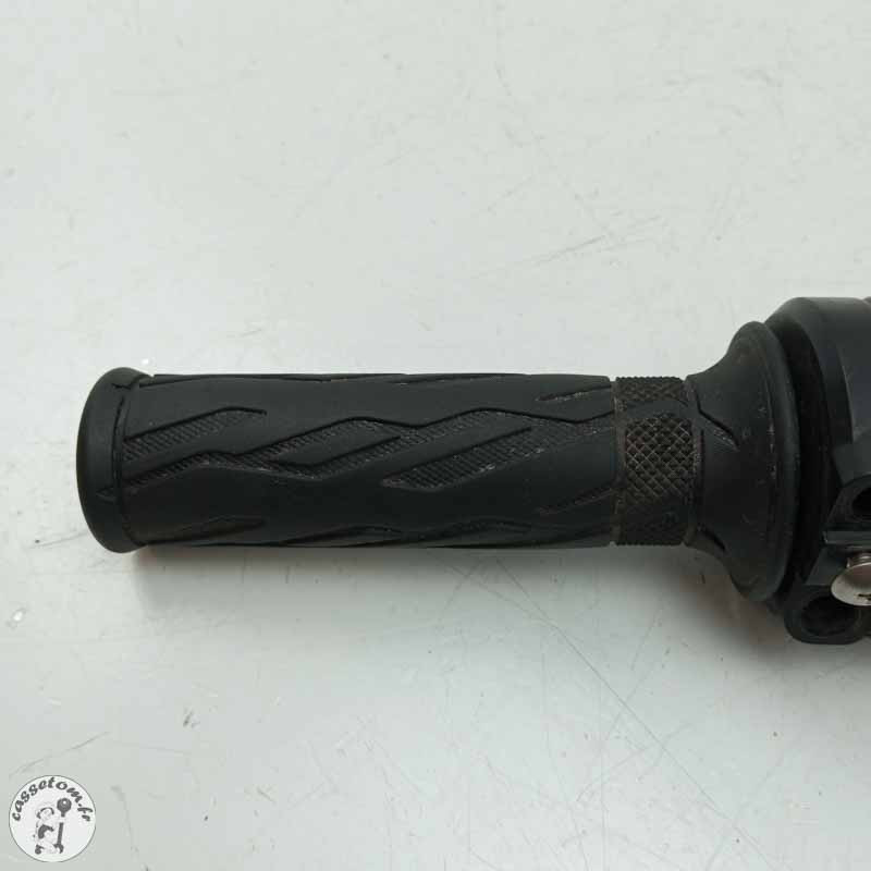 Commodo droit avec tirage  Suzuki 650 sfv Gladius 2014 - Cassetom - Nos pieces motos