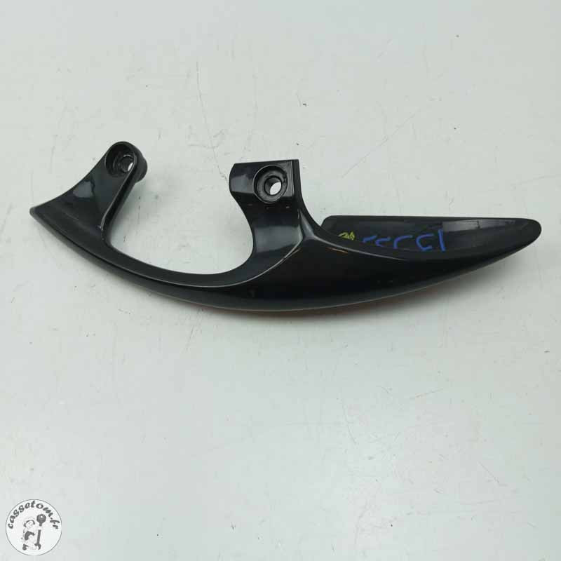 Poignée passager droit  Suzuki 650 sfv Gladius 2014 - Cassetom - Nos pieces motos