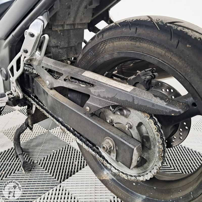 SUZUKI GSF650 656 2008 accidentée - La Casse de l Oncle Tom