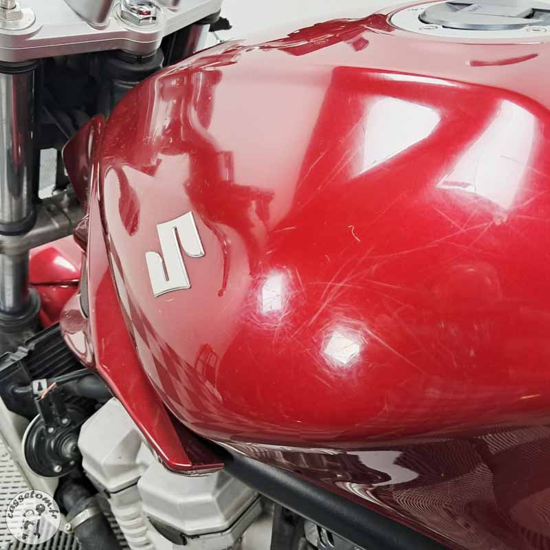 SUZUKI GSF650 656 2008 accidentée - La Casse de l Oncle Tom