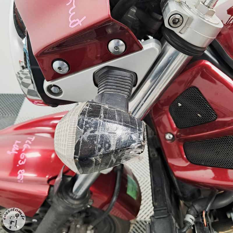 SUZUKI GSF650 656 2008 accidentée - La Casse de l Oncle Tom