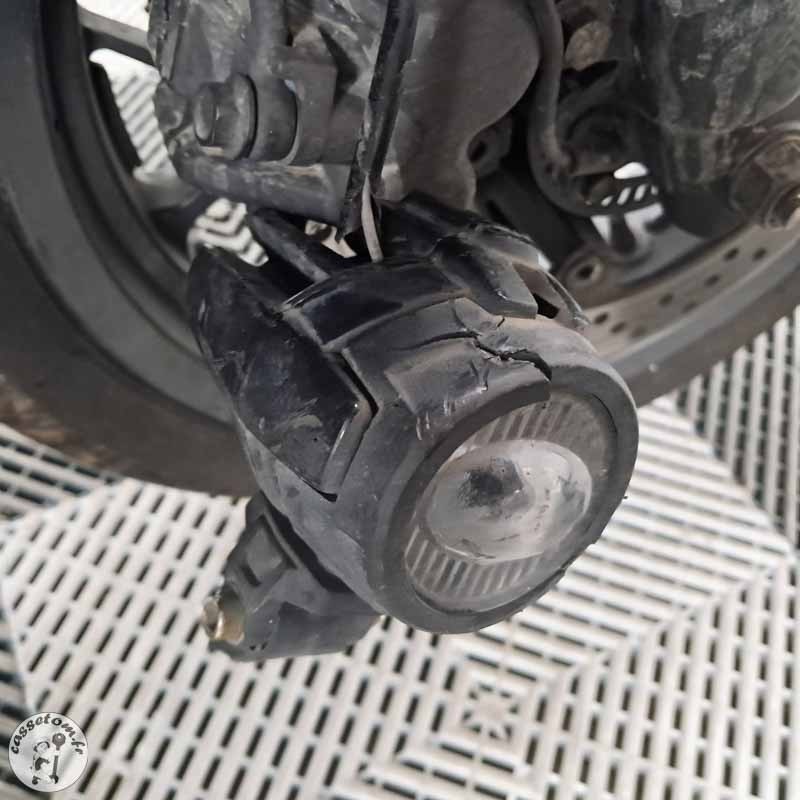 YAMAHA X MAX 300 2018 accidente - La Casse de l Oncle Tom