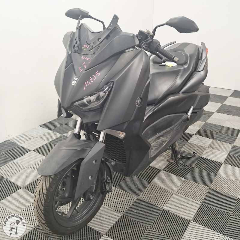 YAMAHA X MAX 300 2018 accidente - La Casse de l Oncle Tom