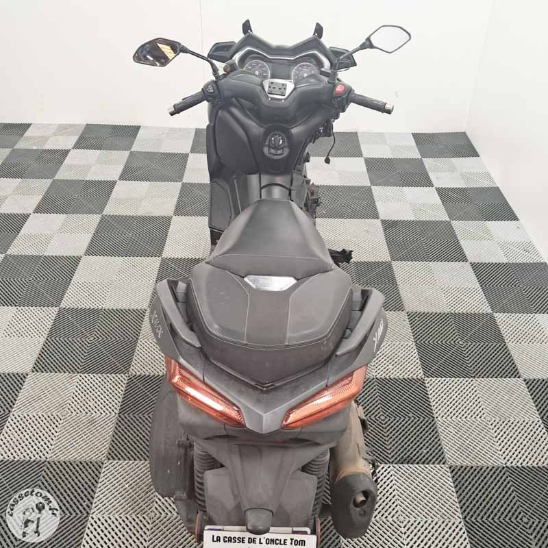 YAMAHA X MAX 300 2018 accidente - La Casse de l Oncle Tom