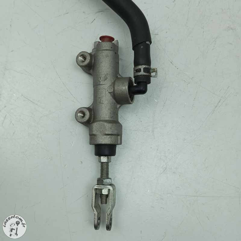 Maître cylindre de frein arrière  Suzuki 650 sfv Gladius 2014 - Cassetom - Nos pieces motos