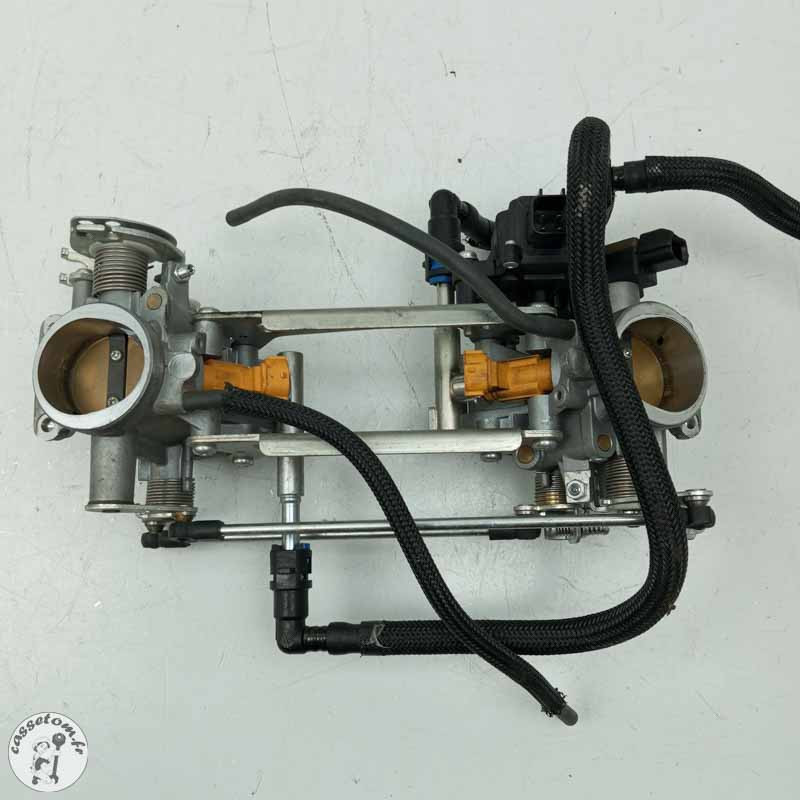 Rampe d'injection  Suzuki 650 sfv Gladius 2014 - Cassetom - Nos pieces motos