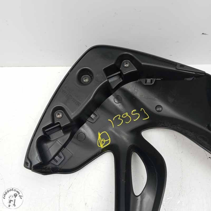 Ecope radiateur droit  Suzuki 650 sfv Gladius 2014 - Cassetom - Nos pieces motos