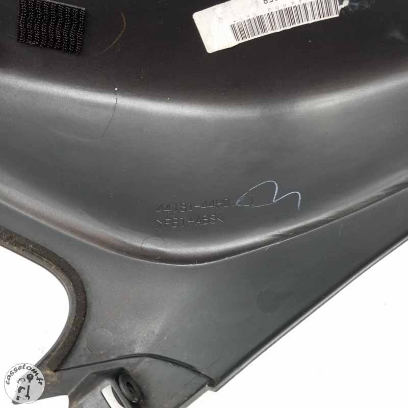 Carénage réservoir gauche Suzuki 650 sfv Gladius 2014 - Cassetom - Nos pieces motos