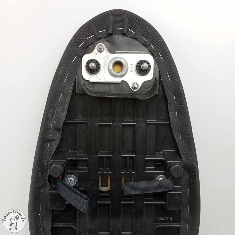 Selle  Suzuki 650 sfv Gladius 2014 - Cassetom - Nos pieces motos