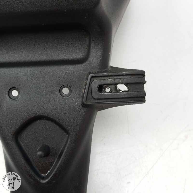 Support de plaque  Suzuki 650 sfv Gladius 2014 - Cassetom - Nos pieces motos