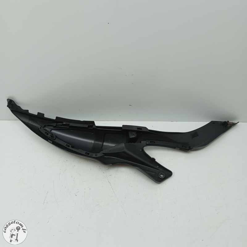 Carénage sous selle gauche Suzuki 650 sfv Gladius 2014 - Cassetom - Nos pieces motos