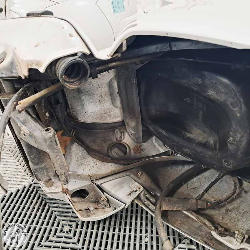 PIAGGIO LXV125 2005 accidente - La Casse de l Oncle Tom