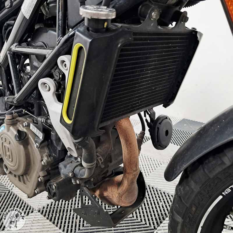 HUSQVARNA SVARTPIL. 124 2021 accidentée - La Casse de l Oncle Tom