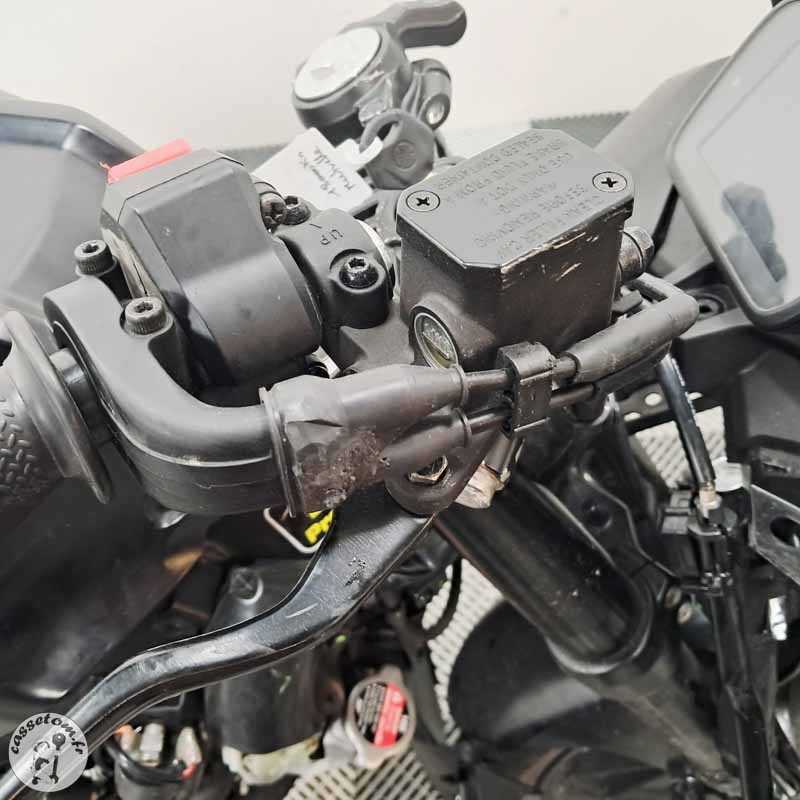 YAMAHA YZF125 124 2023 accidentée - La Casse de l Oncle Tom