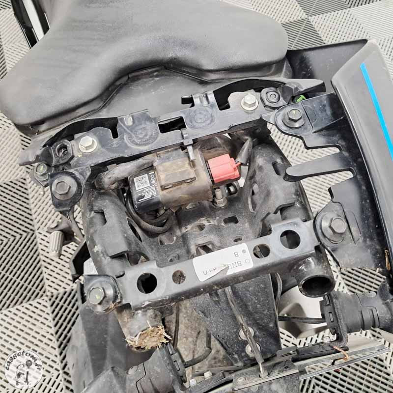 YAMAHA YZF125 124 2023 accidentée - La Casse de l Oncle Tom