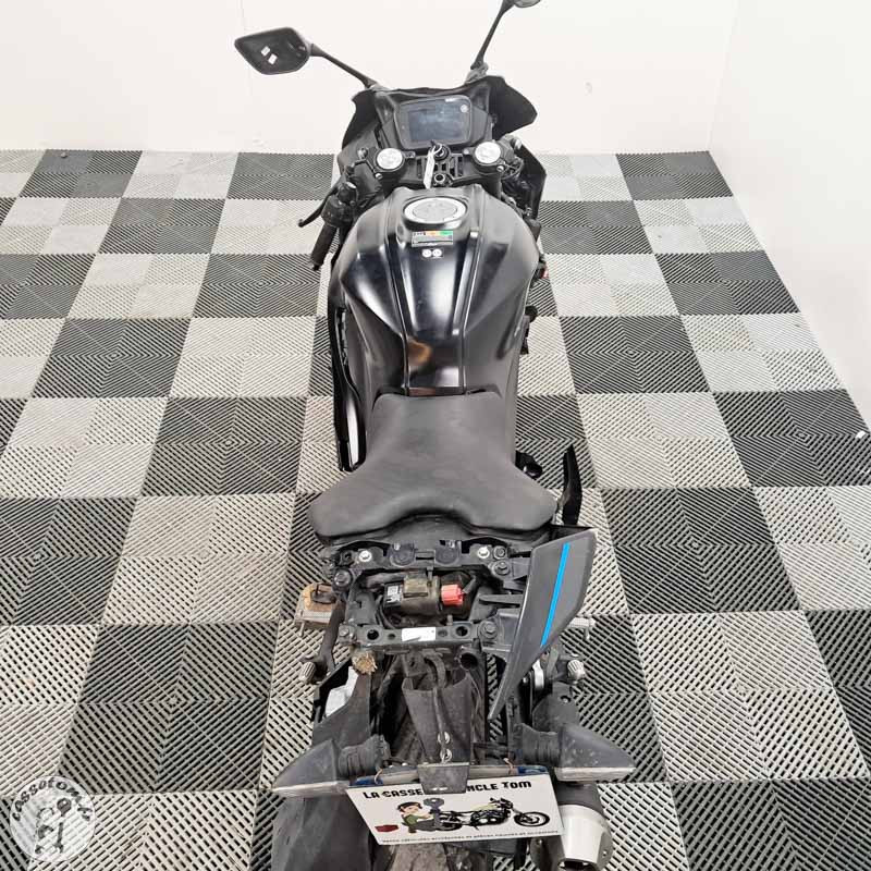 YAMAHA YZF125 124 2023 accidentée - La Casse de l Oncle Tom