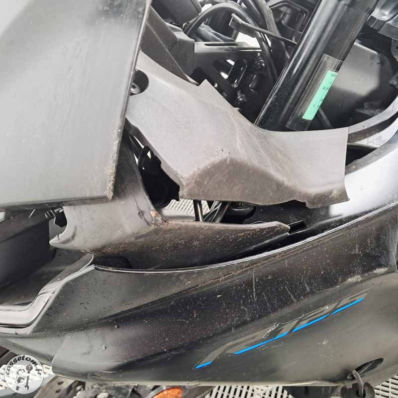 YAMAHA YZF125 124 2023 accidentée - La Casse de l Oncle Tom