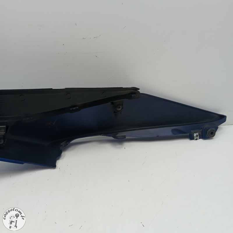 Demi coque arrière droit  Yamaha 300 yzfr 3 2018 - Cassetom - Nos pieces motos