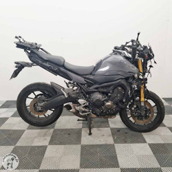 YAMAHA MT-09 847 2016 accidentée - La Casse de l Oncle Tom