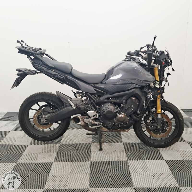 YAMAHA MT-09 847 2016 accidentée - La Casse de l Oncle Tom