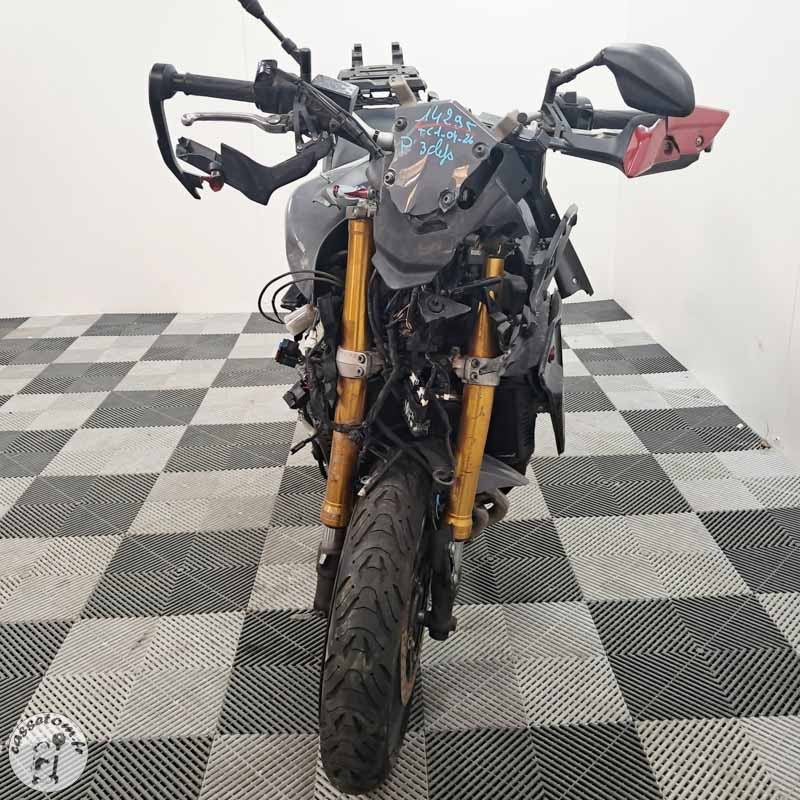 YAMAHA MT-09 847 2016 accidentée - La Casse de l Oncle Tom