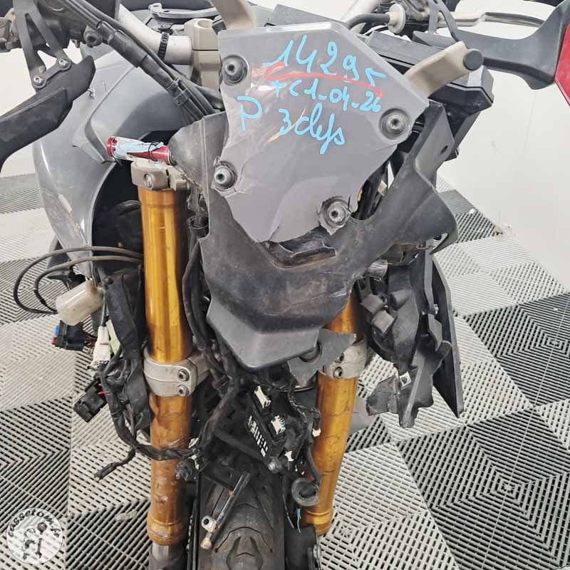 YAMAHA MT-09 847 2016 accidentée - La Casse de l Oncle Tom